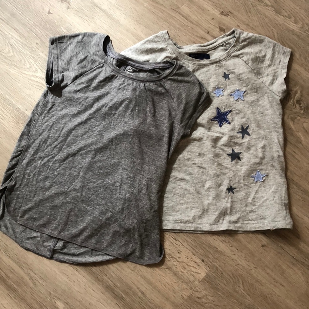 Girls Size Small T-shirt bundle. Gently used. GAP